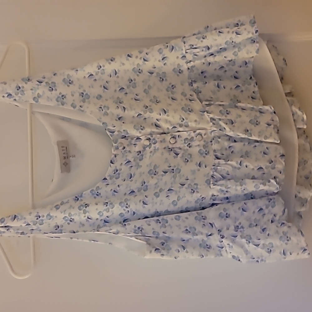 💚5/$20💚 NWOT Wayf Top